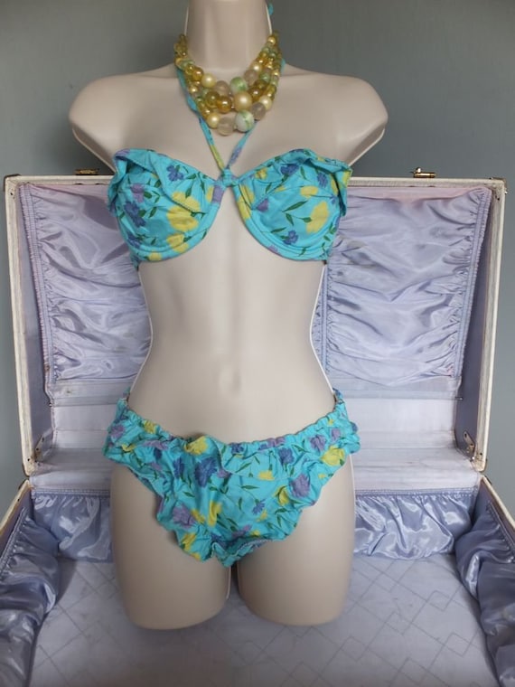 Vintage 1970s Bikini, Gisele Creations CANNES, Tw… - image 1