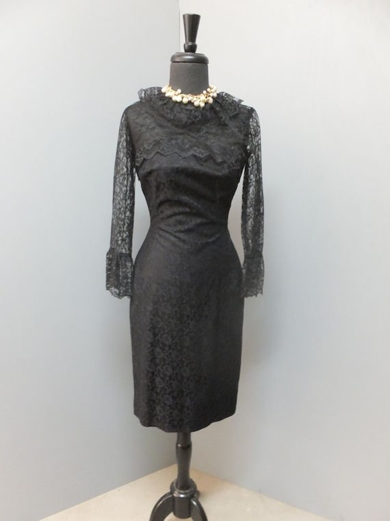 Vintage 50s Black Lace Sexy Wiggle Style Hourglas… - image 1