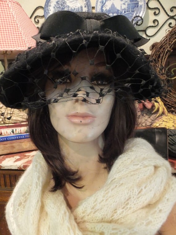 Vintage Black Wool Felt Hat W/netting and Bow by K M F  display picture 1