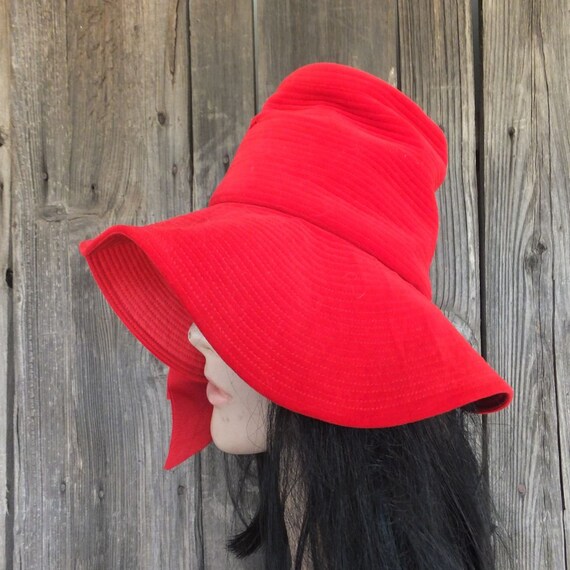 Vintage Hat, I. Magnin Importers, RED Velour Flop… - image 7