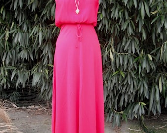 Vintage 1970s MAXI Dress, Boho, Long, Hostess, Red Knit. Curve Hugging, Sexy, Sleeveless, Summer, Holiday, 34 BUST