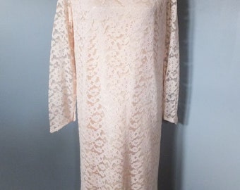 Vintage 1970s Lace Dress, Pink Lace Dress, Evening or Formal Wear, Wedding or Bridali, Bust 38