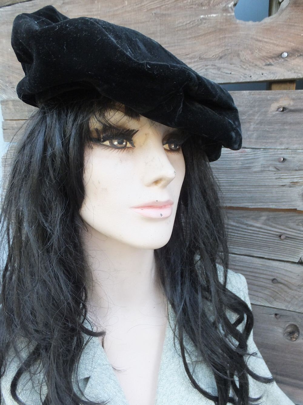 Vintage Wine Velvet 70s Beret Style Hat M/L main image 0