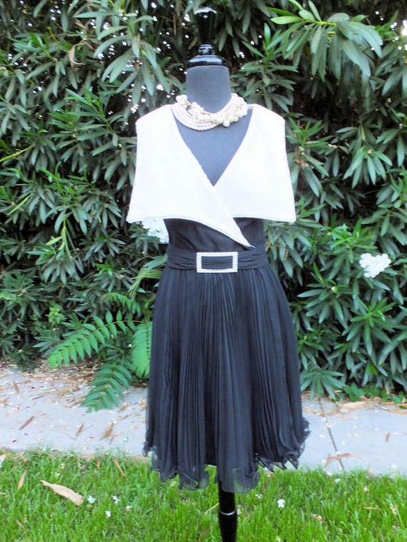 1970s Vintage Dress, Jack Bryan, Black and White,… - image 4