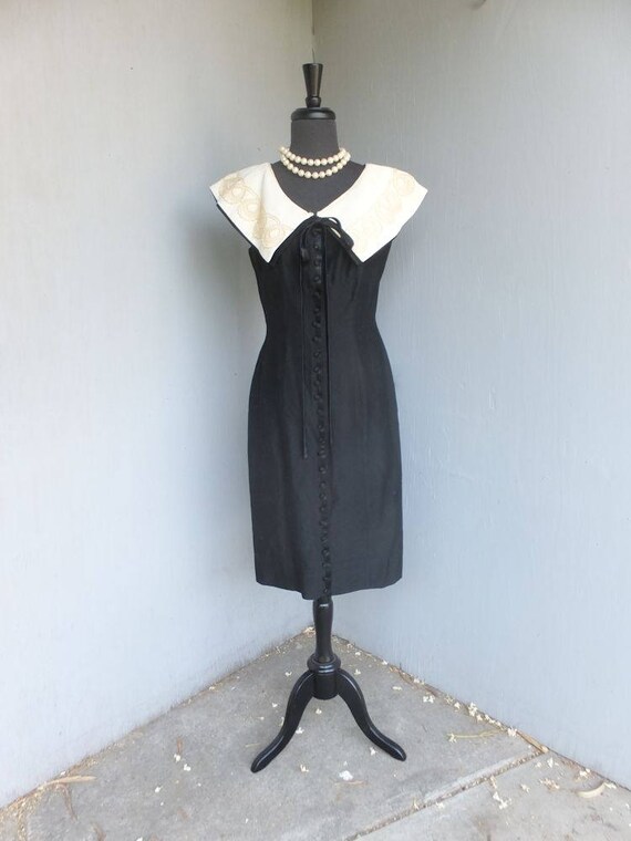 Vintage Dress, Cover Girl of Miami, Wiggle Dress, Black and Cream, Metal zipper Bust 36