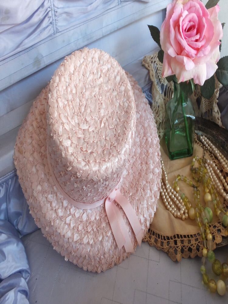 Vintage Pink Straw Raffia Hat 1960s Floral Pink Orange Raffia Straw Grosgrain Band Mod Hat  main image 3