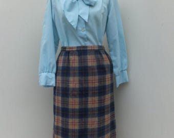 Vintage 50s 60s Pendleton Cailean Tartan Wool Skirt/ Blue, Tan & red Plaid, Authentic Mid-Century, 100% Virgin Wool, Made in USA, Waist 28