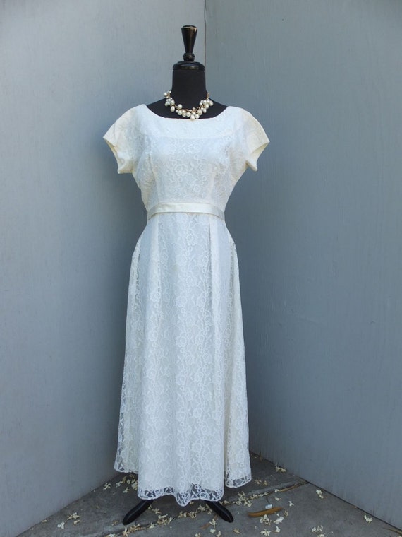 Vintage Emma Domb White Lace Wedding or Bridesmaid Dress / Prom/party Dress  - Etsy
