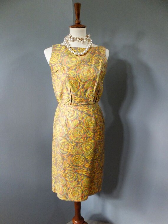 Vintage 1960s Golden Yellow Floral Wiggle, Hourgl… - image 9