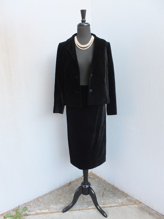 Vintage Suit, Ladies Two Piece Black Velvet Suit,… - image 4