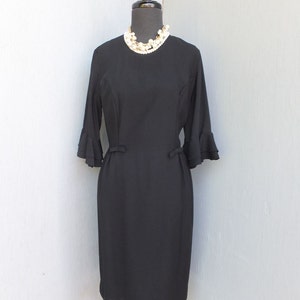 Vintage jaren 1950/60 jurk, zwarte wiggle jurk, kleine zwarte jurk, cocktail of diner jurk