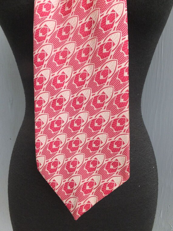 Vintage Men's Necktie, Pink Red Suit Tie by Wembl… - image 3