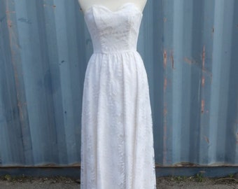 Vintage White Strapless Lace Wedding, Bridesmaid, Prom, Party Dress by Jolie Madame, size x small 30 bust