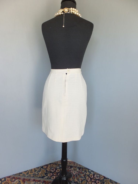 Vintage 1970s Skirt, Creamy White or Ivory, Polye… - image 4