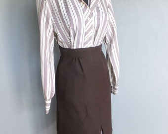 Vintage 1970s Skirt, COLLEGE TOWN, Dark BROWN,  Polyester Knit Skirt, Academia, School, 24 waist, size 5/6