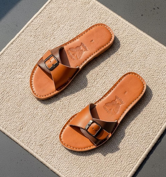 ハンドメイド レザーサンダル tesoro ⁄ ワラチェフラットサンダル ⁄ キャメル-tesoro