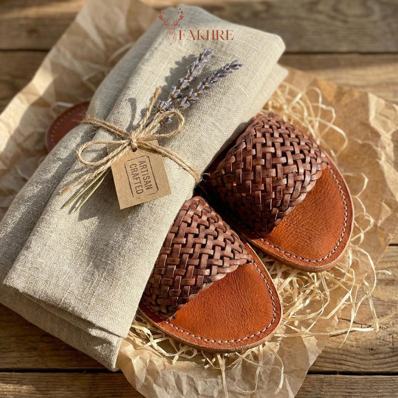 Sandalias de piel tejidas a mano para mujer, pantuflas marroquíes de piel trenzada, sandalias planas minimalistas de verano, piel auténtica artesanal. imagen 5