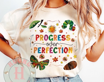 Progreso por encima de la perfección (Png), regalo para el maestro, regreso a clases, regalos divertidos para el maestro, agradecimiento al maestro, maestro de jardín de infantes (Png)