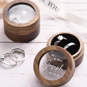 Personalisierte Holz Ehering Box mit klarer Acrylabdeckung, individuell gravierte Verlobungsvorschlag Halter, Jubiläumsgeschenk für sie