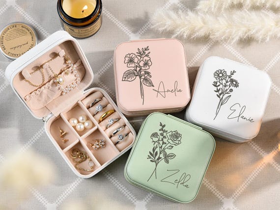 Birth Flower Jewelry Travel Case, Wedding Bridesmaid Gift for Her, Personalized Jewelry Box, Custom Engraved Leather Jewelry Case