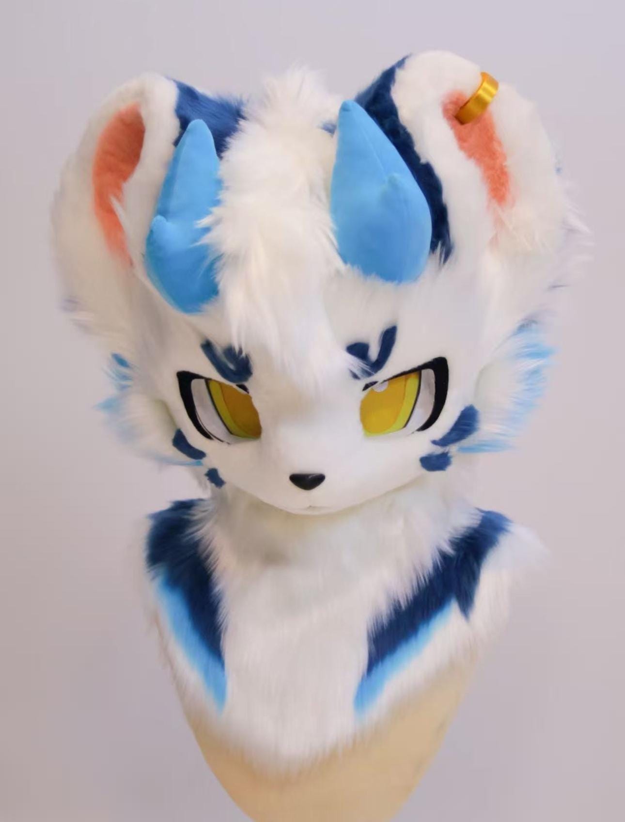 Snow leopard fursuit - Etsy 日本