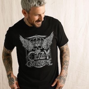 Ozzy Osbourne Skull Wings T-Shirt – Vintage Rock Tour Merch, Blizzard of Ozz Album Shirt, Heavy Metal Music Gift, Ozzy Osbourne