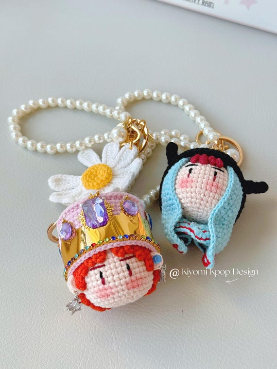 G-dragon Crochet Keychain: Bigbang Fan Gift, Bag Charm - Etsy