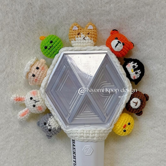EXO レイ　ソウルコングッズ　ぬいぐるみ　キーリング　ペンライトカバー　セット EXO Eribong Crochet Lightstick Cover: Kpop Concert Deco - Etsy