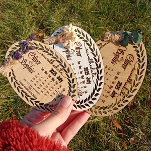 Save the Date-kaart-bloem houten Save the Date-vintage houten trouwkaart-rustieke houten uitnodiging-magneten-kalendermagneet-trouwkaart