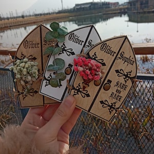 Speichern Sie die Datumskarte-Blumen aus Holz Speichern Sie das Datum-Vintage Holzhochzeitskarte-Rustische Holz İnvitation-Magnete-Kalender Magnet-Hochzeitskarte