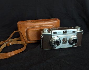 Revere 16 Magazine Movie Camera. - Etsy