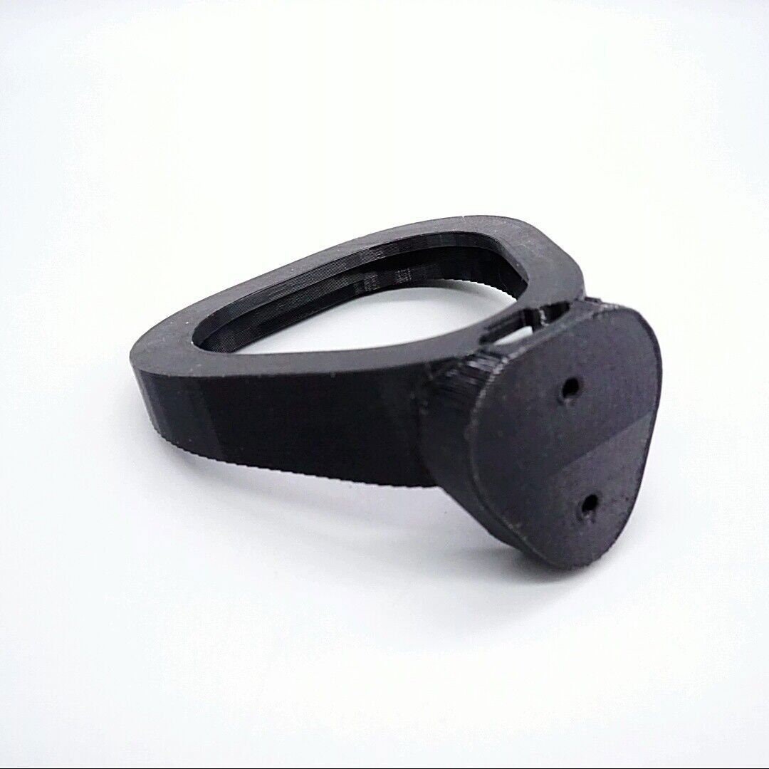 thumbnail image 2 of Vertical Wall Mount Bracket For Sonos Roam – Black/White, UK Made 2 of 5