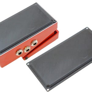 Boss Pedal Replacement Back Plate for RC-1 & Others (Solid Pedalboard Mount)