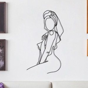 Woman Metal Bathroom Wall Decor | Minimalist Female Body Line Art | Modern Home Accent | Wire Wall Hanging | Housewarming Gift