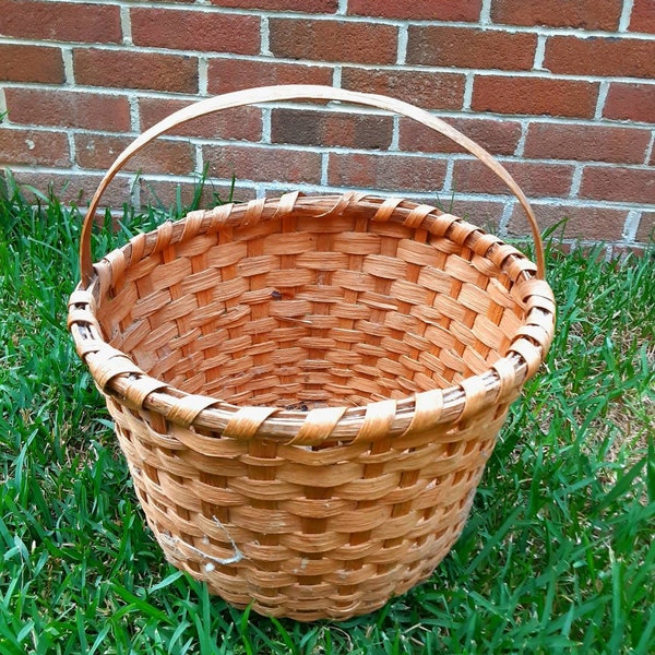 Split Oak Farm Gathering Basket,Splint Oak Round Farmhouse Basket, Handcrafted American 20th Century