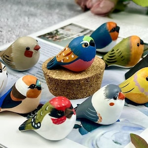 10 Styles Mini Wooden Bird Home Decor Wood Pet Figures, Adorable Wood Bird Figurine Gifts, Handcarved Wood Bird Ornament Gift for Bird Lover