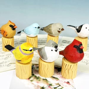 Wooden Bird Desktop Decor Ornament Set, Handmade Wooden Bird Figurine Birds Statue for Her, Handcrafted Wooden Animal Figurines Decor Gifts