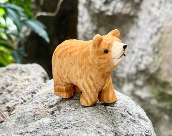 Custom Hand-Carved Wooden Bears Desktop Decor Ornament, Adorable Wooden Bear Figurine Bear Statue Gift, Handcrafted Wooden Animal Figurines