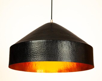Pantalla Dhyana · cobre martillado a mano 50 cm · hecho a mano con comercio justo · Lámpara de techo bohemia · Latinoamérica