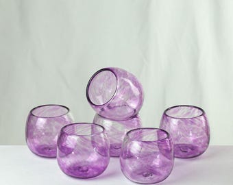 Bicchiere da vino da 200 ml · soffiato a bocca · vari colori · vetro riciclato · fatto a mano