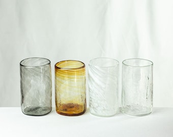 Grand verre à boire, 400 ml · soufflé à la bouche · couleurs variées (naturelles) · verre recyclé · fait main