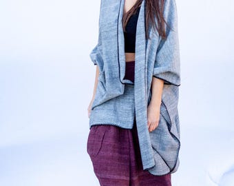 Ruana gris tejida a mano | 100 % algodón teñido con plantas | Manta de mujer de comercio justo | Capa bohemia de verano, talla única