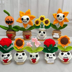 Crochet Halloween Home Desk Decor-Crochet Ghost Potted Plants,Crochet Sunflower/Rose,Halloween Decor,Halloween pumpkin /Ghost /Forget-me-not