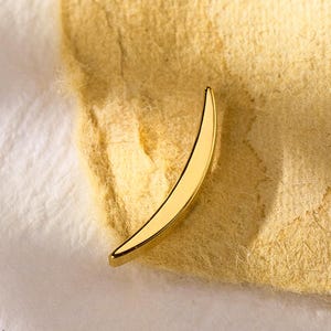 18/16G Tiny Climber Titanium Labret • Threaded Flat Back Earring • Tragus Stud • Helix Stud • CZ Stud • Cartilage Stud • Nose Piercing Stud