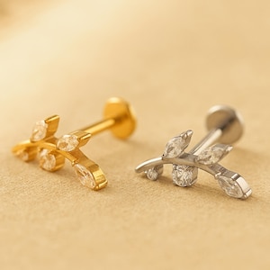 18 / 16G winziges Blatt Titan Labret • Flacher Ohrring mit Gewinde • Tragus Ohrstecker • Helix Ohrstecker • Knorpel Ohrstecker • Nasenpiercing Ohrstecker