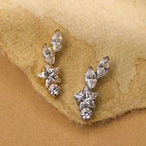 18/16G Tiny Star Climber Titanium Labret • Threaded Flat Back Earring • Tragus Stud • Helix Stud • CZ • Cartilage Stud • Nose Piercing Stud