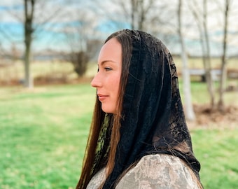 Black Lace Mantilla (veil)