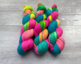100g sock yarn 4 ply hand dyed superwash merino fingering