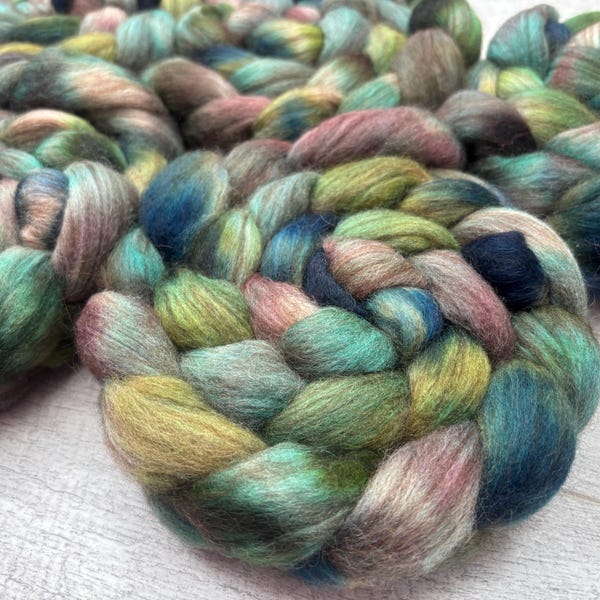 100g Alpaca BFL Polwarth hand dyed fibre combed top UK