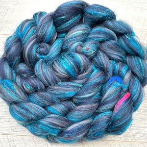 100g Eco recycled wool & Sari silk combed tops blend wool roving. UK.
